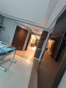 Image of HC International Clinic Center Gallery 1